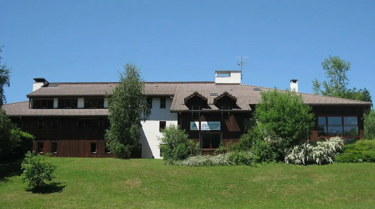 Auberge de Jeunesse HI Annecy Hostel